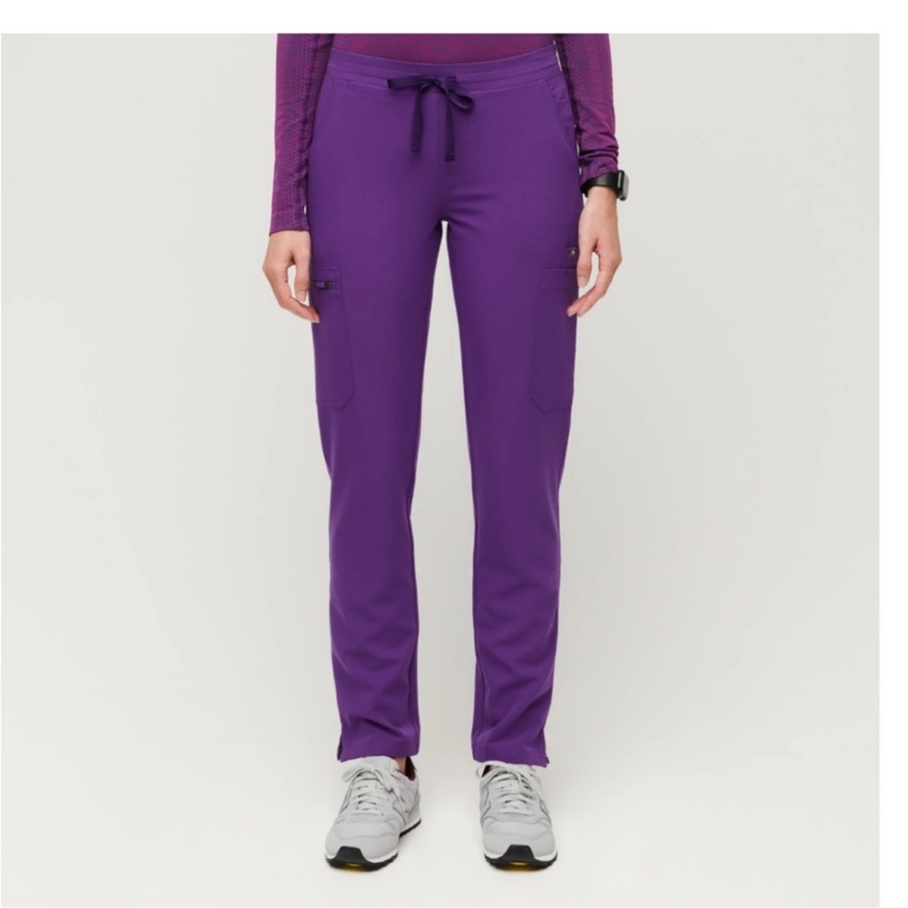 NWT Figs Yola Skinny Scrub Pants in Purple (Digital Grape), XXS